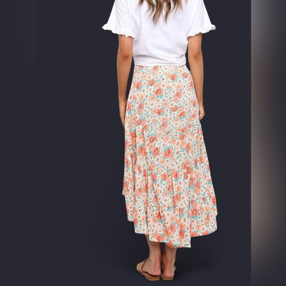Floral Women's Skirt - Picture 4 of 4